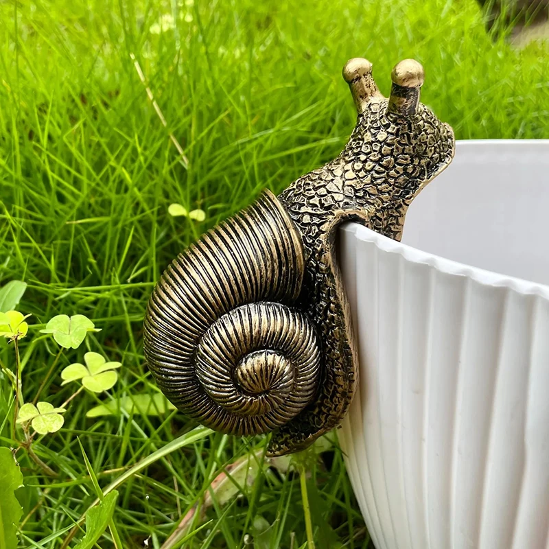 Miniature Hugger Snail Pot Garden Planter Pot Hanger Flower Pot Vase Huggers Resin Angel Statue Figurines Desk Ornament