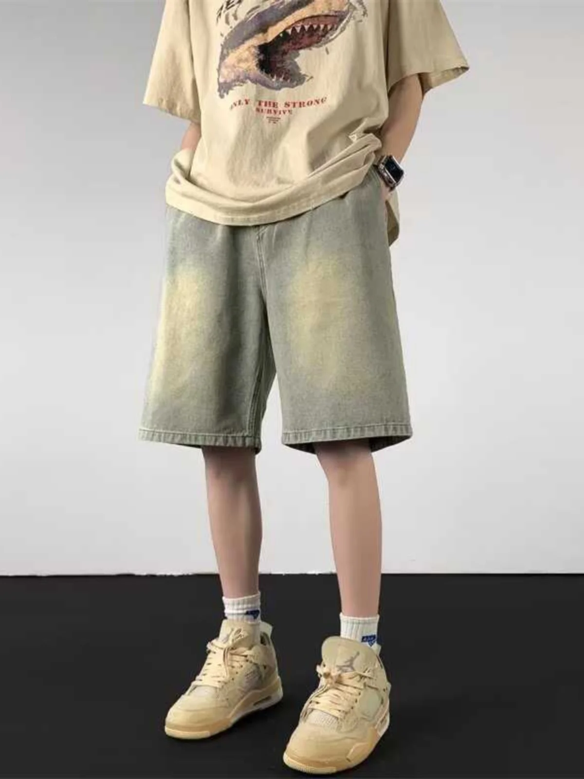 

Мужские джинсовые шорты в американском ретро-стиле, летние, повседневные, с дизайном в стиле «желтая грязь», в стиле High Street, свободного кроя, прямые, повседневные шорты