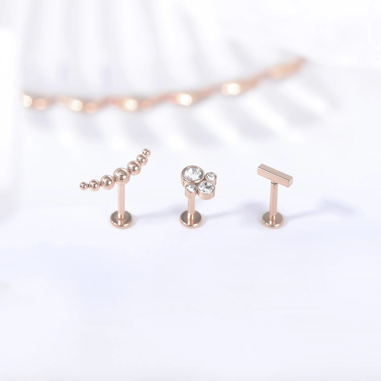 ZS 1PC 16G Rose Gold Plated Helix Piercing Earring Zircon Lip Stud Star Moon Labret Piercing Jewelry Crystal Lip Body Jewelry