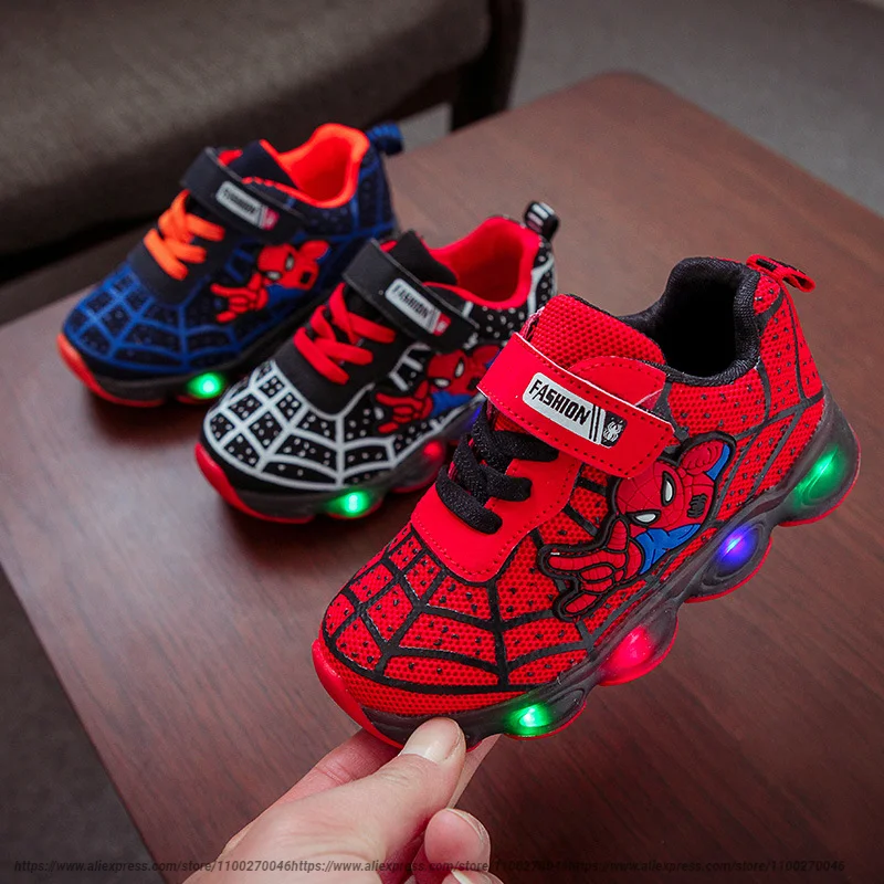 Kids LED Lighting Shoes Boy Superhero Lighting Shoes Girls Running Shoes Baby Single Sneakers Mesh Breathable Running shoes