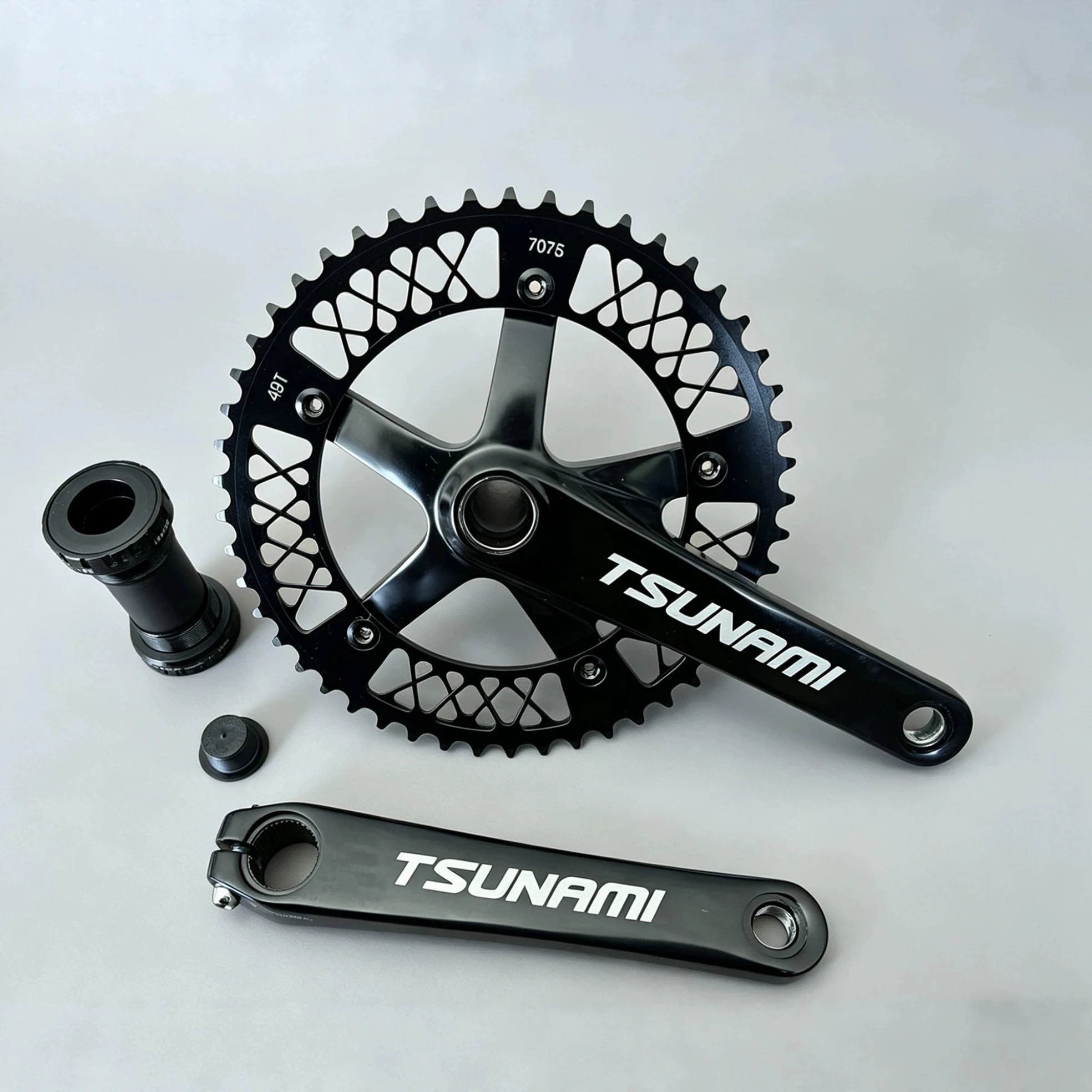 

TSUNAMI Hollow Integrated Crankset 49T Chainwheel 7075 Aluminum Alloy 165mm Crank Fixed Gear Bike Parts Including B.B.