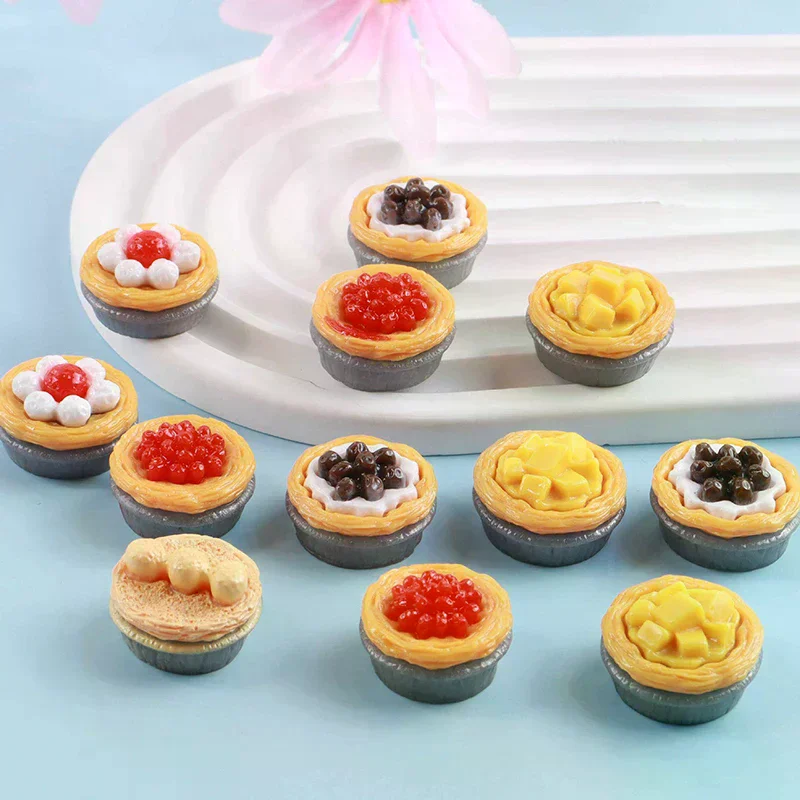 

Набор из 5 миниатюрных десертов для кукольного домика: имитация яичных тарталеток, масштаб 1/12, аксессуары для декора кукольного домика