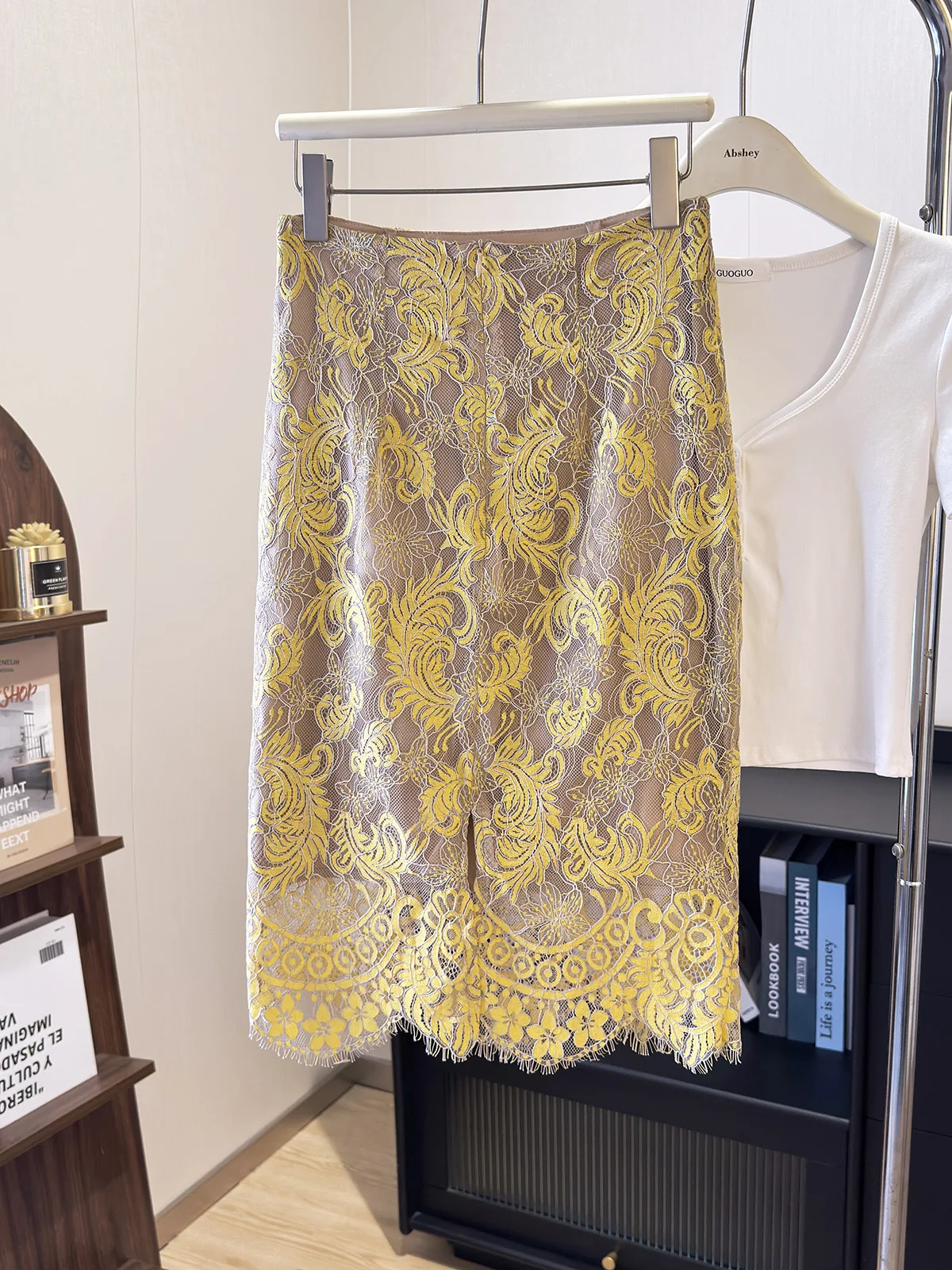 New In 2026 High-waisted Slit Bodycon Midi Skirt Women's Summer Sexy Elegant Slimming Lace Skirts