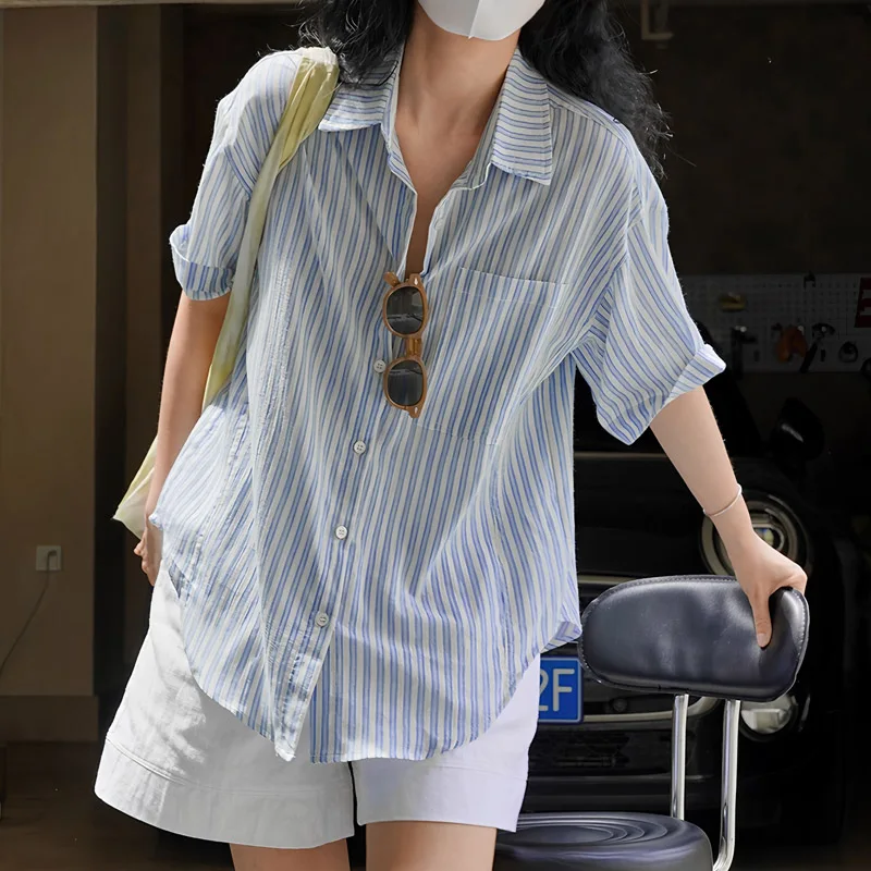 Blusas Vintage a rayas con un bolsillo para mujer, camisas holgadas informales de manga corta para oficina coreana, novedad de 2025