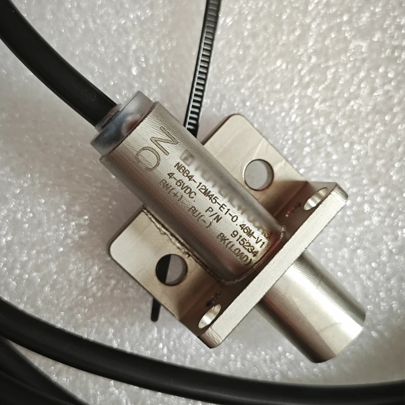 

NBB4-12M45-E1-0.46M-V1 Proximity Switch With Connector (NC type )