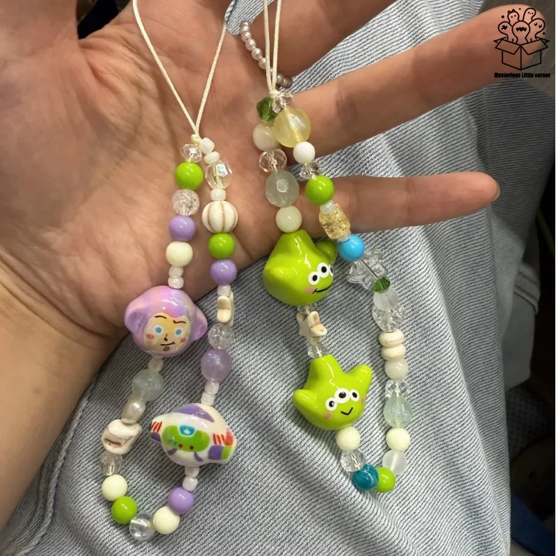 

Мультяшный ремешок для телефона «Генеральная мобилизация» — Милый аниме-брелок с персонажами Базза Лайтера, бусины, подвеска для рюкзака — Подарок для девочек