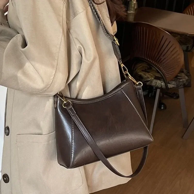 

Elegant Practical Diaper Bag Crossbody Mom Daily Walk Baby Care Exquisite Portable Trendy Sleek Sophisticated Chic Parenting