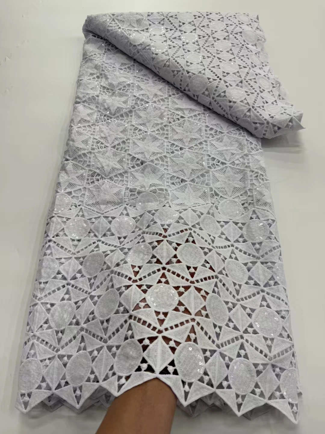 

Latest Sequins White African Cord Lace Fabric 2025 High Quality French Nigerian Guipure Water Soluble Lace Women Fabric LR25124