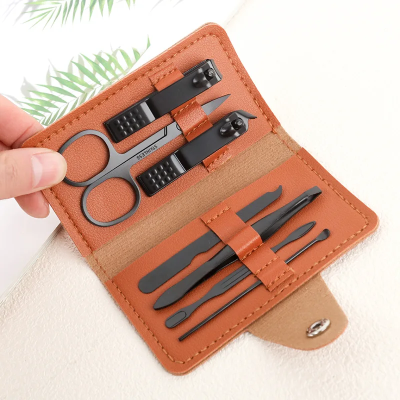 Steel Nail Clipper Kit with High Carbon Steel Blades Nail Care Tool Kit with Storage Box Concave Blade Design For Trimming Nails