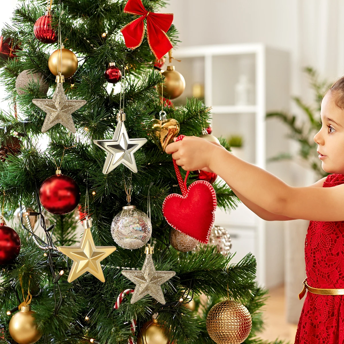 

18Pcs Plastic Star Decor Christmas Hanging Ornament Five Pointed Design for Tree Home Office School Store Xmas Decor