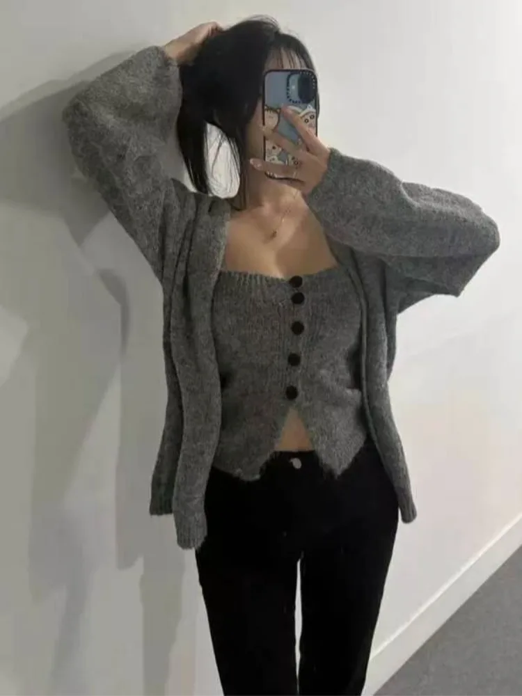 Korean Style Long Sleeve Knitted Wrap Chest Vest Women's Autumn Winter New Arrival Two Piece Set Soft Style Sweater Cardigan