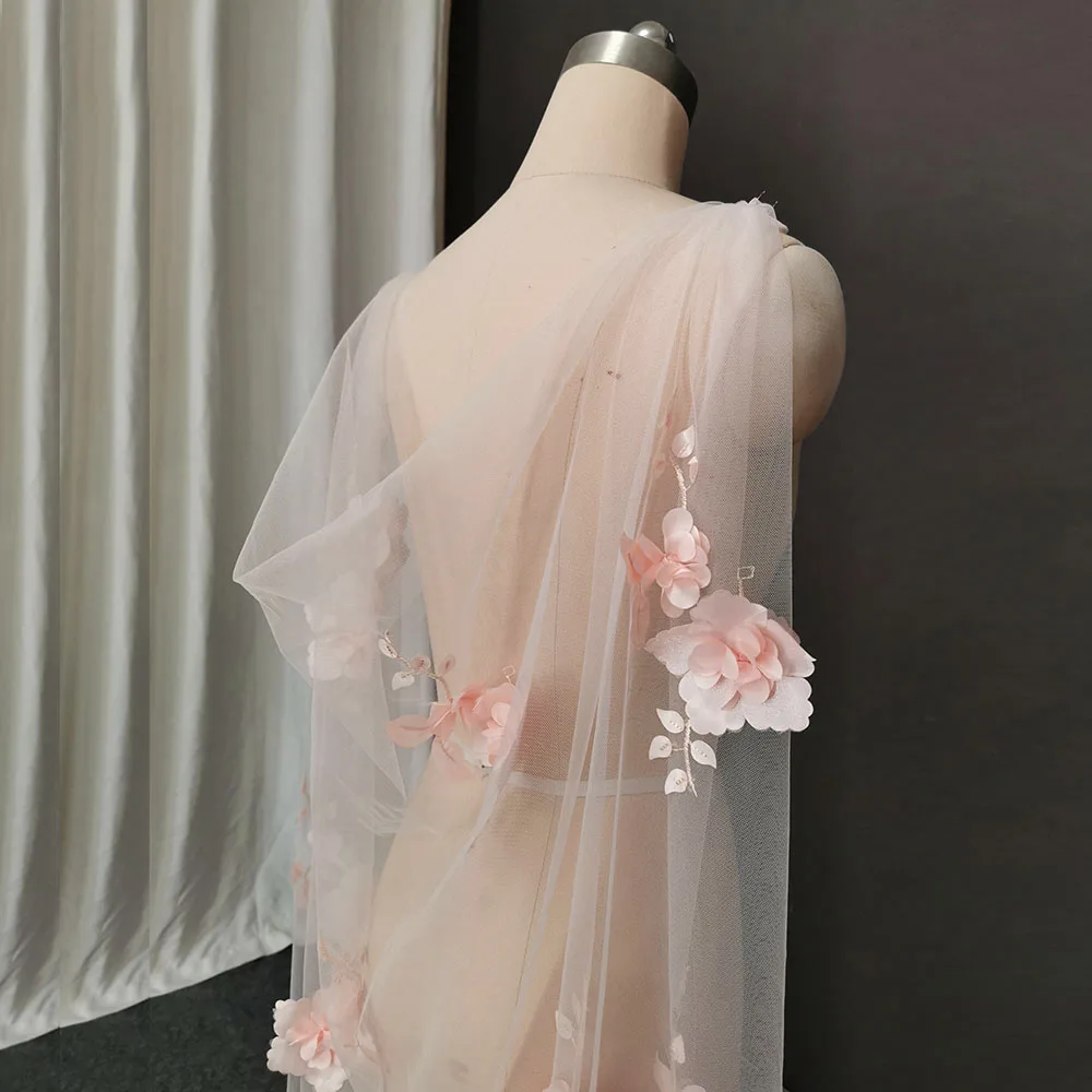 Capa de boda rosa con hermosa flor 3D personalizada, Bolero corto para novia, velo de hombro, nuevos accesorios de boda