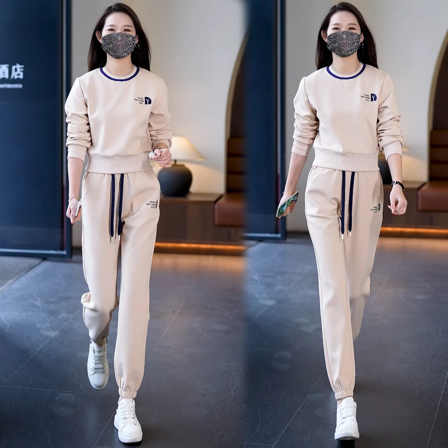 

Foreign Style Age-reducing Round Neck Casual Sports Suit Women's 2024 Spring New Fashion Temperament Leggings Two-piece Trendy