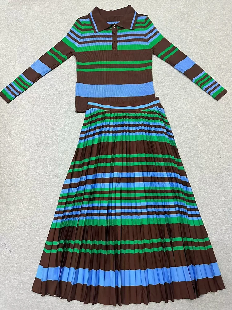 Cardigan tricoté rétro, pull rayé, ensemble deux pièces, vêtements pour femmes + jupe ample plissée, ensemble à la mode, automne 2025