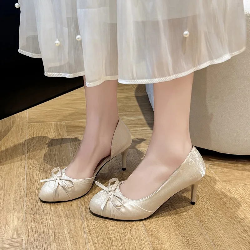 French Exquisite High-heeled Shoes with Bowknots, 2026 Sweet New Style Women's Gentle and Elegant Single Shoes