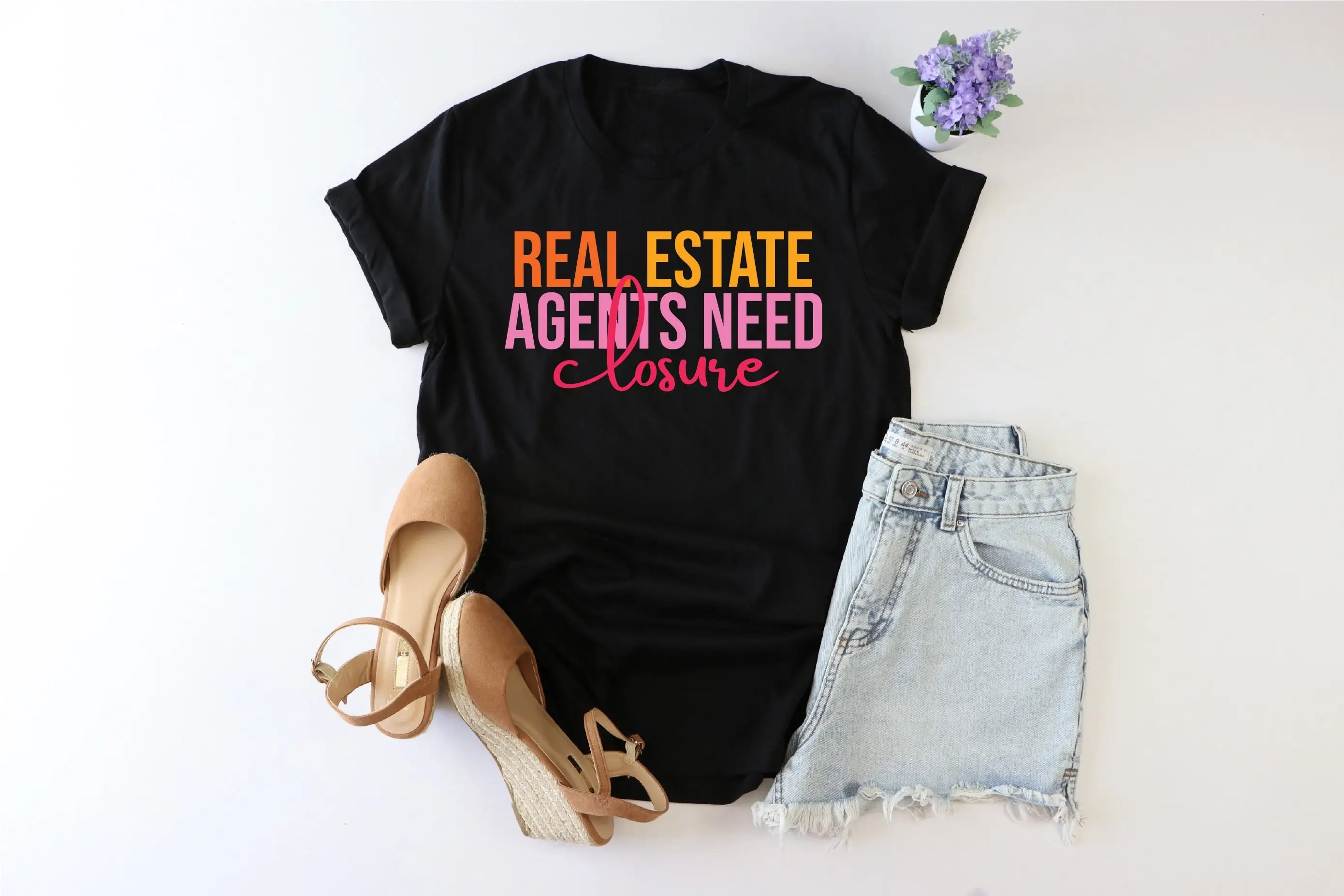 Real Estate AgenT T Shirt Broker House Hunting Realtor Mom Marketing Home Seller Girl