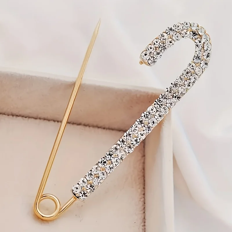 합성 지르코니아와 합금으로 제작된 세련되고 섬세한 의류 단추 핀 코사지 2개