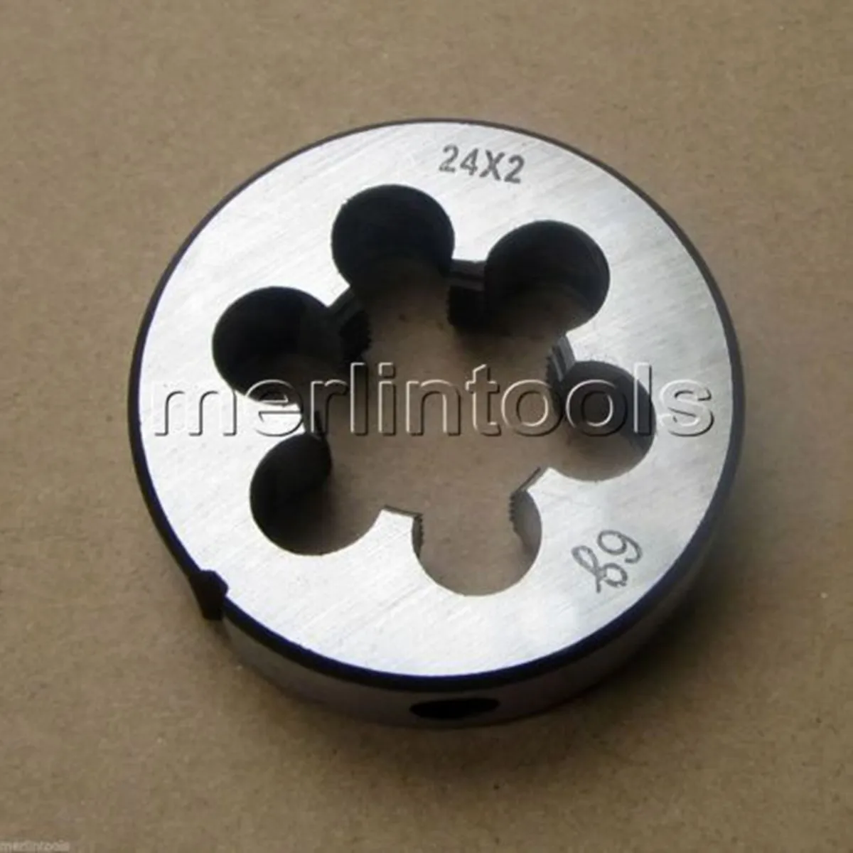 

M24 x 1.0 1.5 2.0 2.5 3.0mm Metric Left hand Die