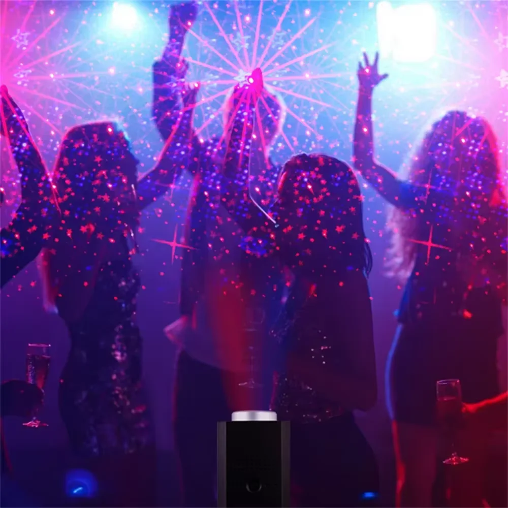 Proiettore per cielo stellato ricaricabile tramite USB con batteria Modalità multiple Lampada per proiezione di cielo stellato per auto Atmosfera da camera da letto Luce notturna Consegna veloce 4-6 giorni Arrivo spedi