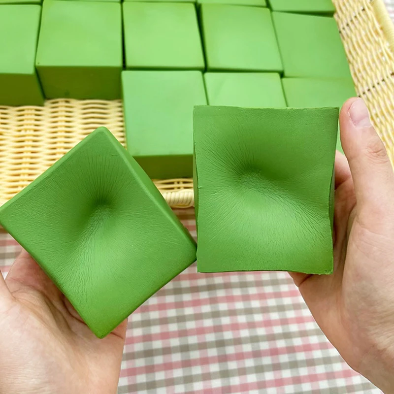 

Super Soft Milk Aroma Wet Soft Texture New Matcha Milk Brick Slow Rebound Decompression Pinching Toy Reduce Stress Kids Toys