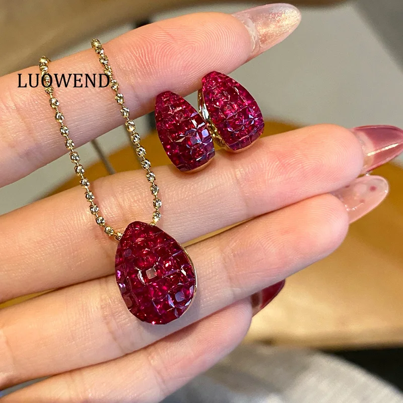 LUOWEND 100% 18K Yellow Gold Pendant Elegant Style Natural Ruby Necklace Pendant&Hoop Earrings for Women High Party Jewelry Set