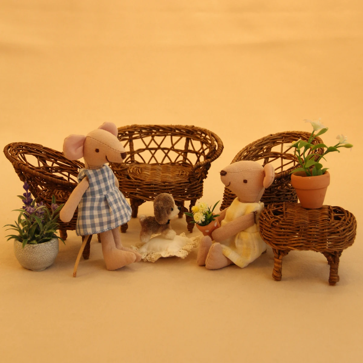 Mini meubles artificiels miniatures 1:12, Tables et chaises en rotin faites à la main, adaptés à la maison de poupée, maison de jeu, jouets, ornements