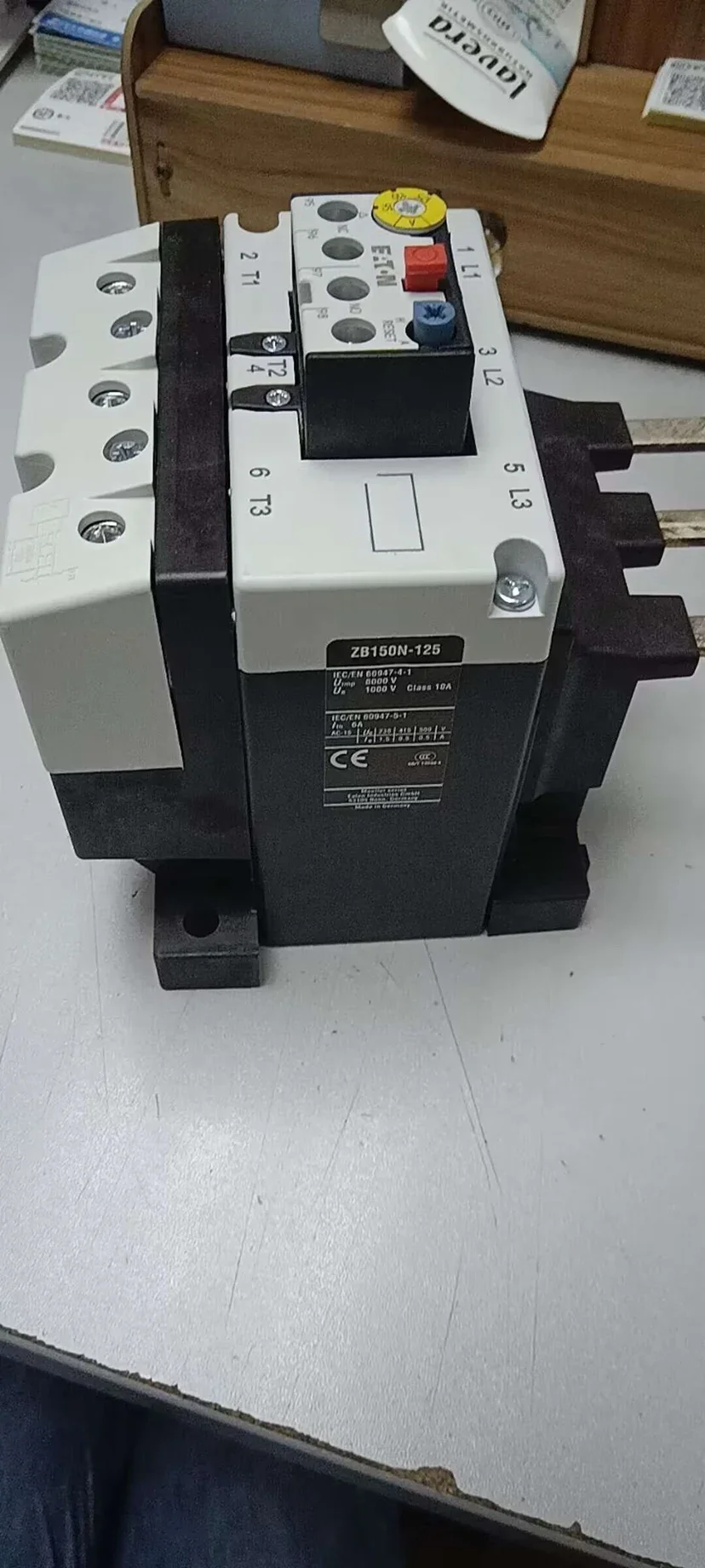 New Original relay ZB150N-125