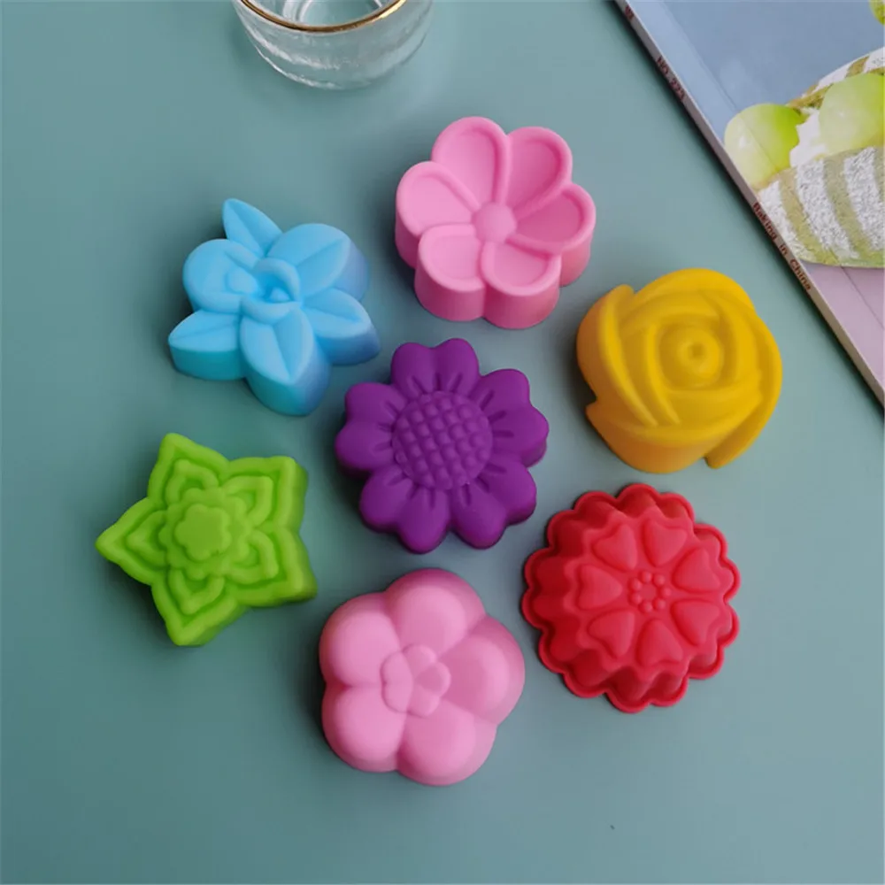 1Pc 5CM Color Rose Flower Mold for Cupcake Moon Cake Muffin Pudding Nonstick Heat Resistant Creative Silicone Baking Moulds