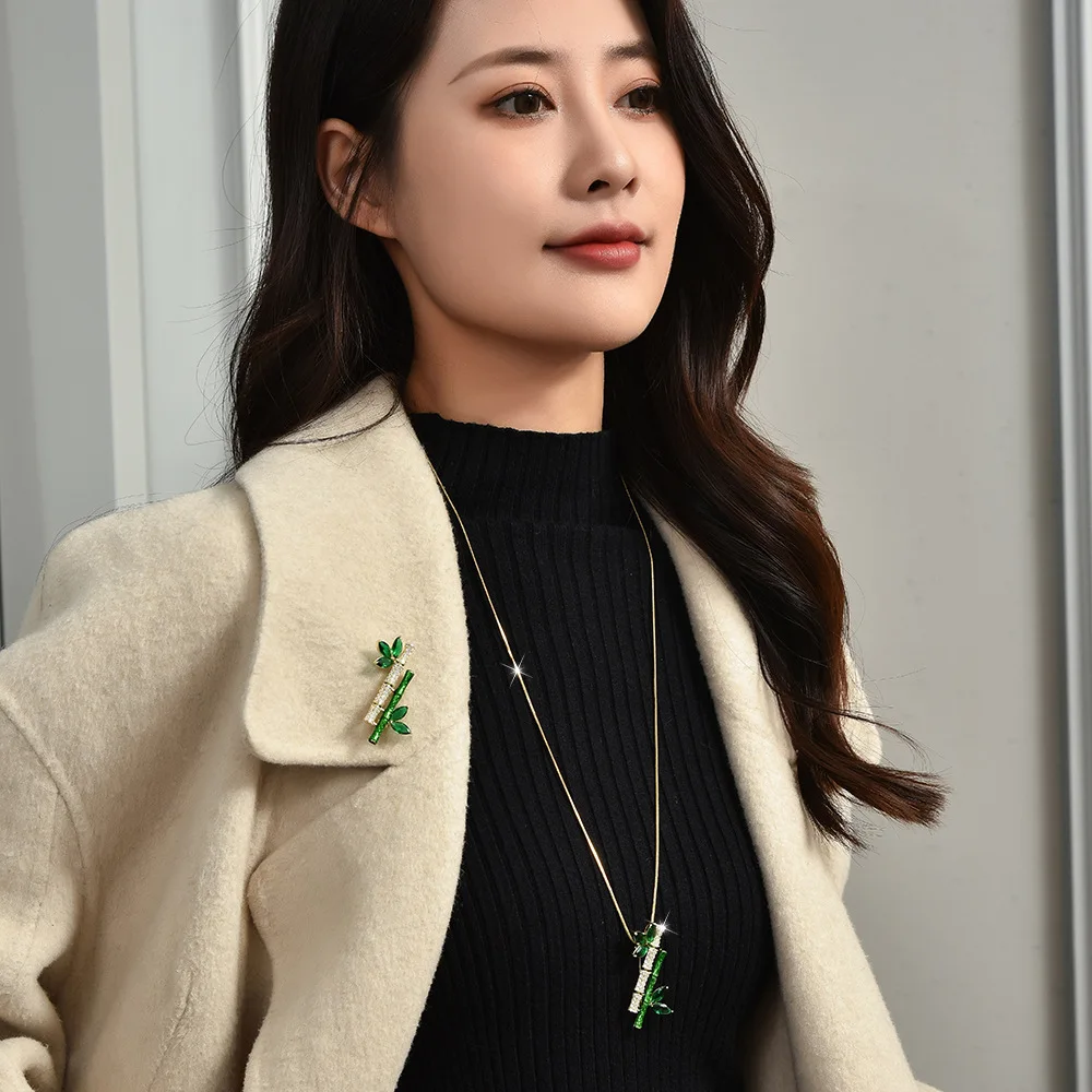 Una lunga collana con nodo in bambù per donna in autunno e inverno, una alta catena di maglioni in bambù e un paio di corpetti a doppio uso