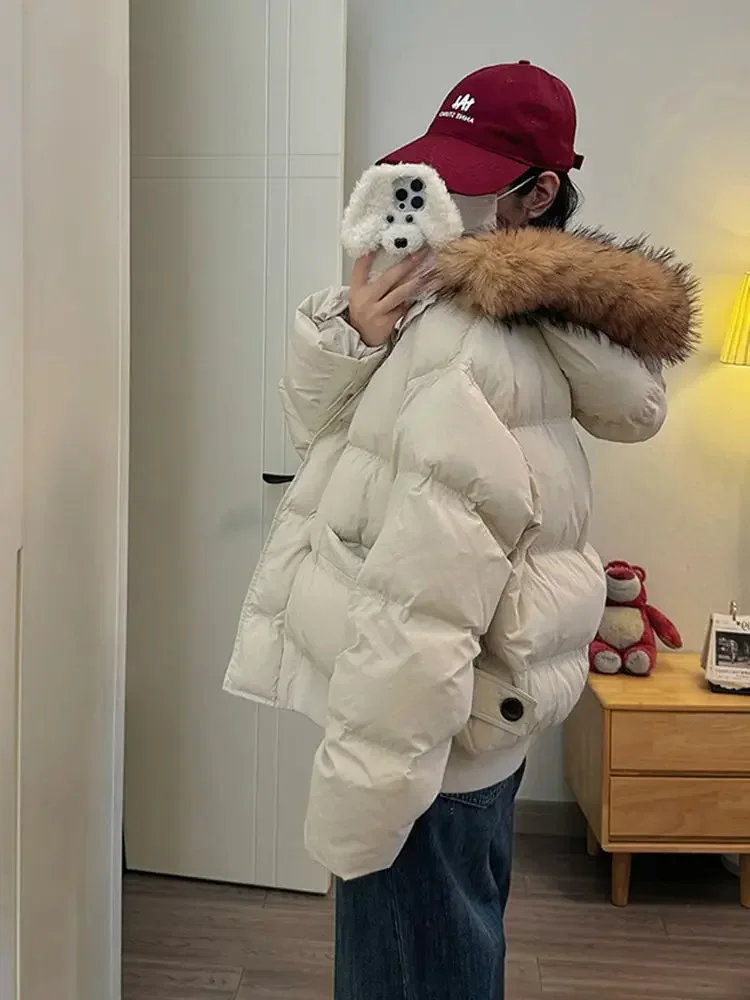 سترة كورية أنيقة مبطنة بالقطن سترات سميكة فضفاضة لشتاء 2025 سترة نسائية كبيرة الحجم بياقة فرو قصيرة جنوبية