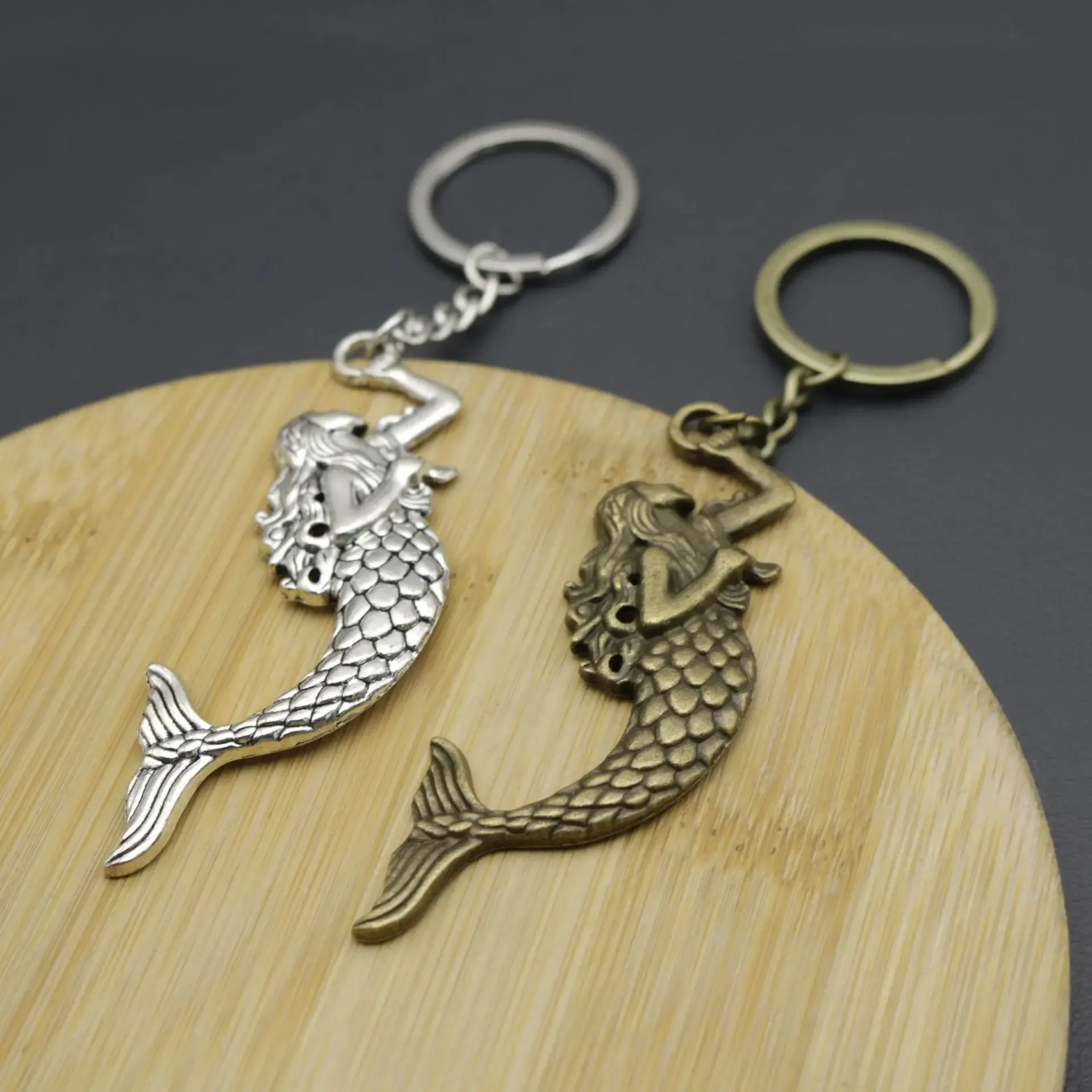 Creative Keychain Alloy Mermaid Retro Keychain TQ176