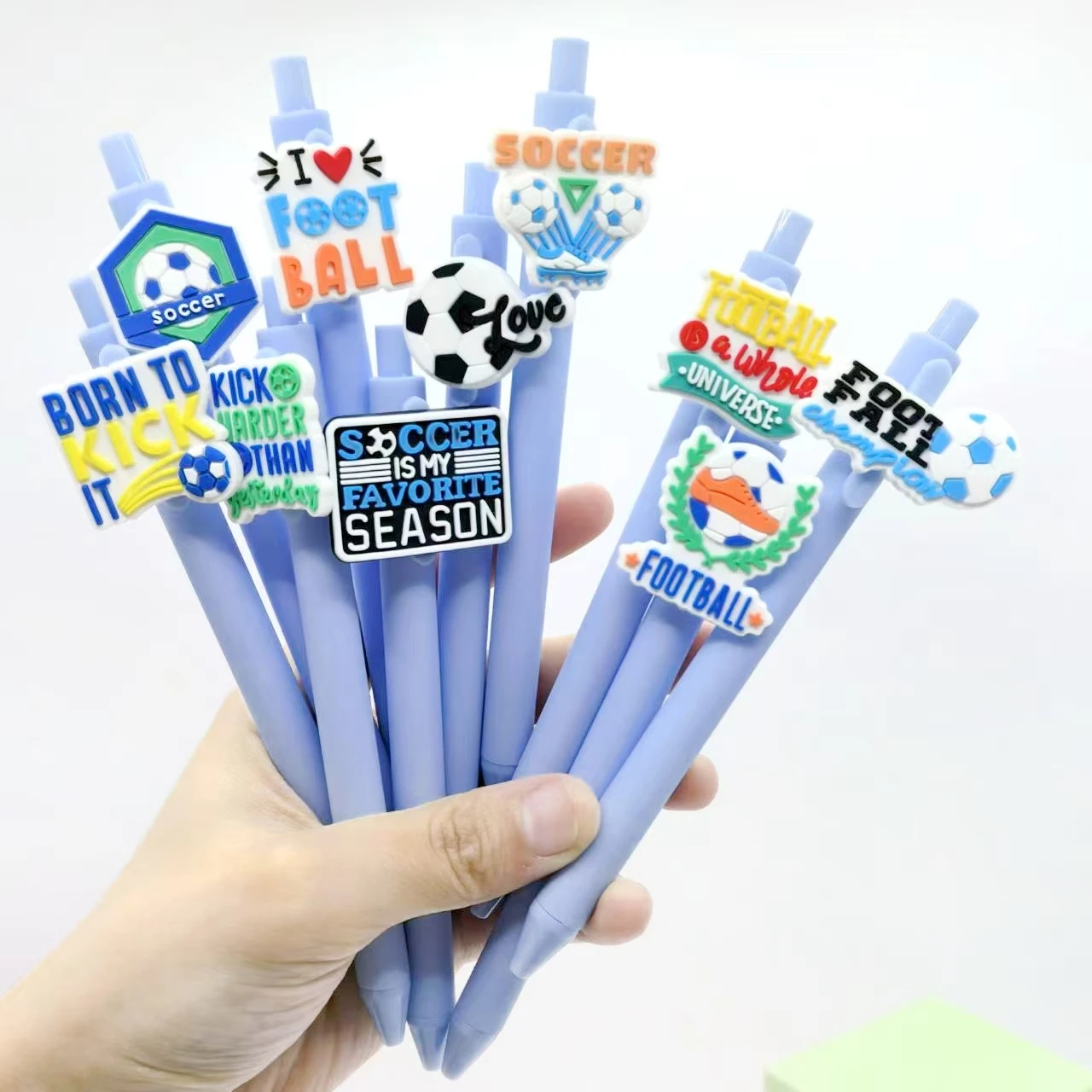 

10PCS football patch pen, solid color sports series ballpoint pen, creative gift pen, neutral pen, random style