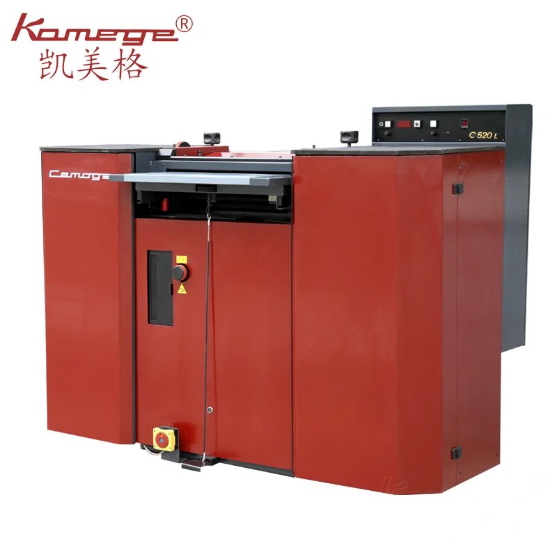 Camoga Italia C520L 520mm Coltello a fascia per spaccare la pelle Macchina utilizzata per borse interne per auto divise digitali Guanti