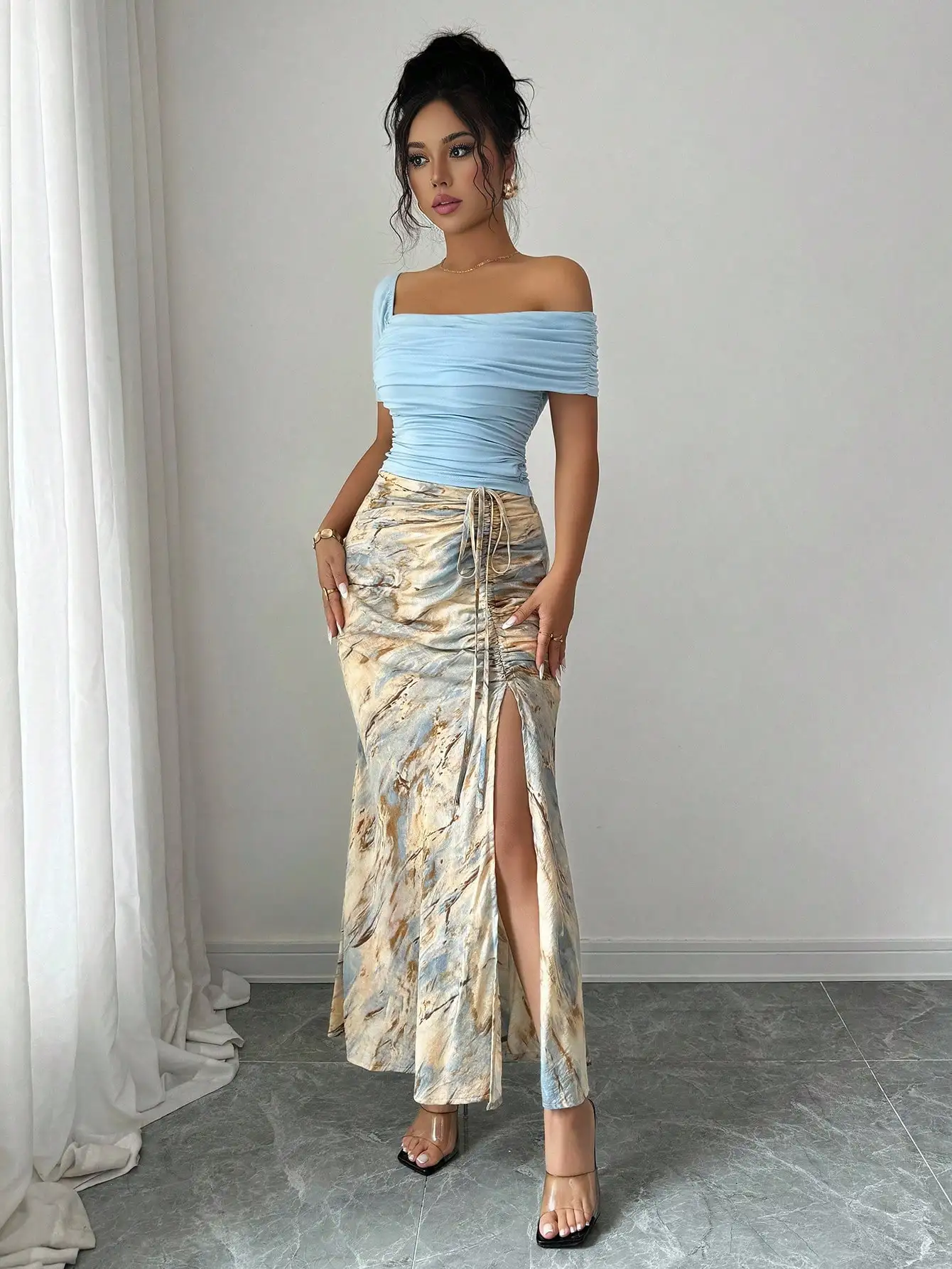 2-Piece Women's Set: Off-Shoulder Ruched Top & Marble Print Side Slit Skirt