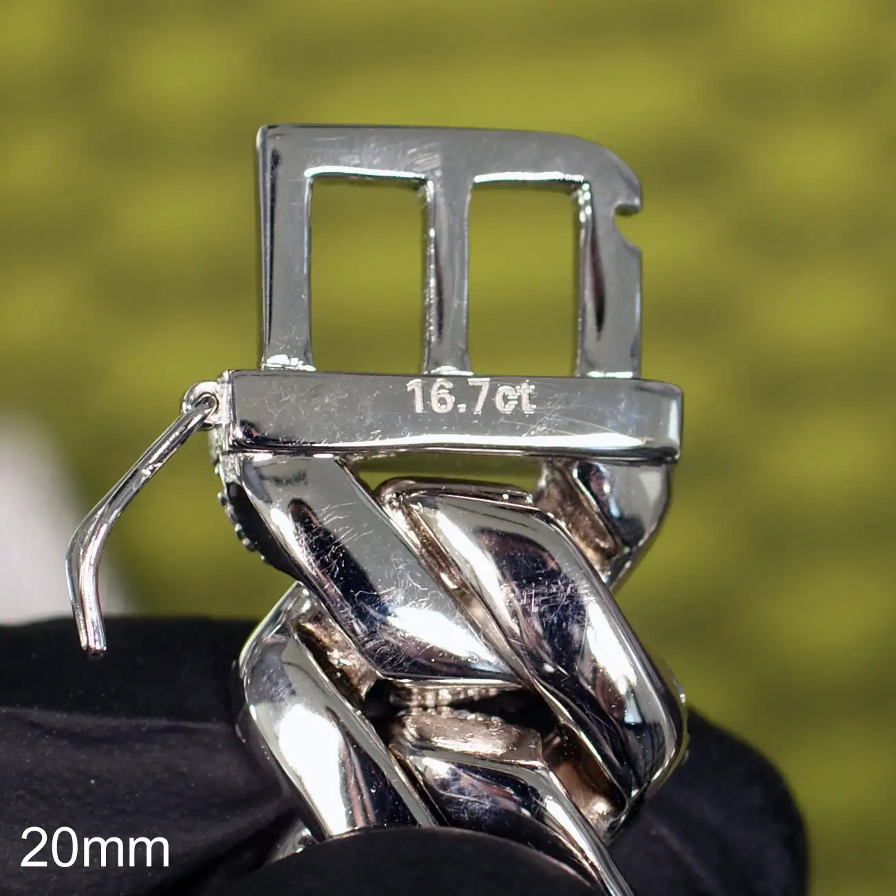 thumb