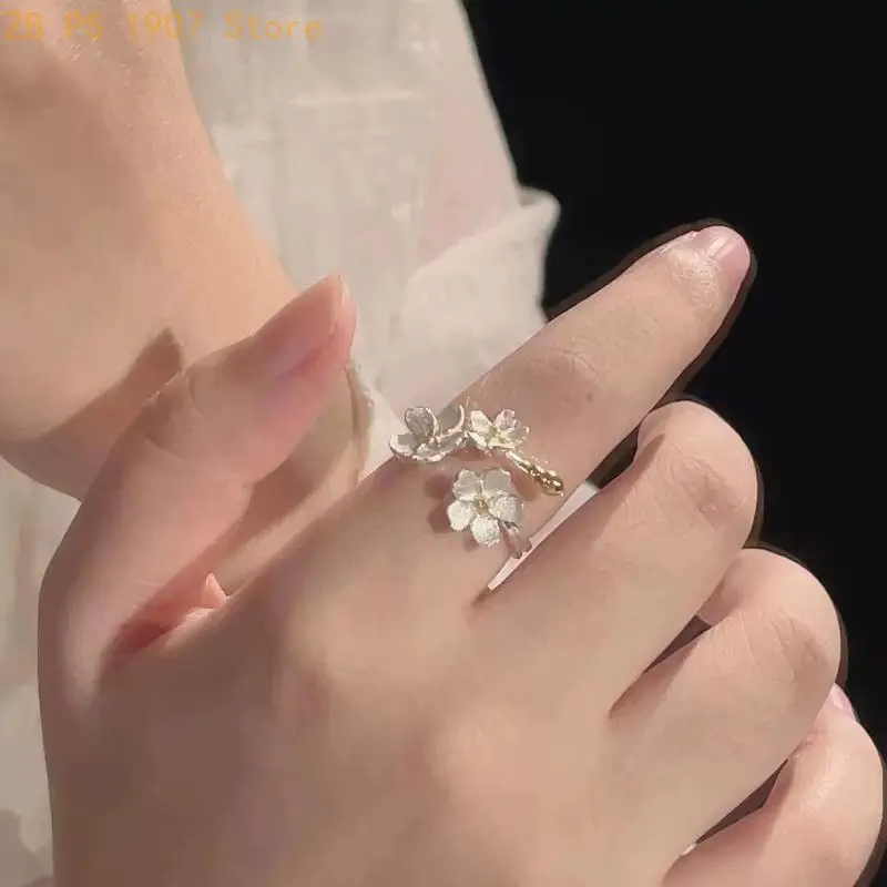 Adjustable Open Band Flower Ring for Women, Alloy Jewelry for Everyday Outfits, Dates and Gift Ready Styling Look 55KA