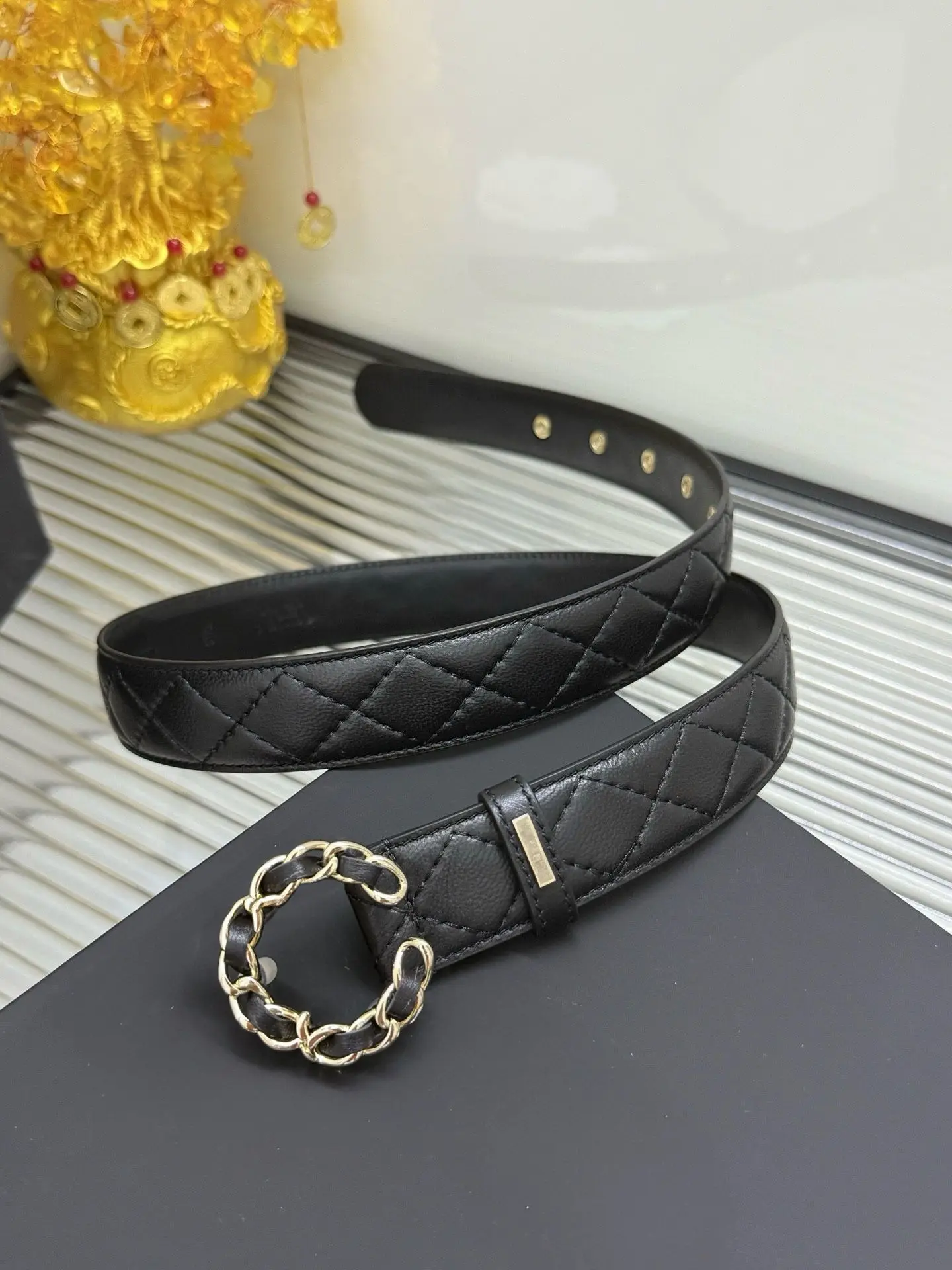 Minimalist Reversible Black Belt For Men Women Versatile Waist Strap For Jeans Dresses All Occasions