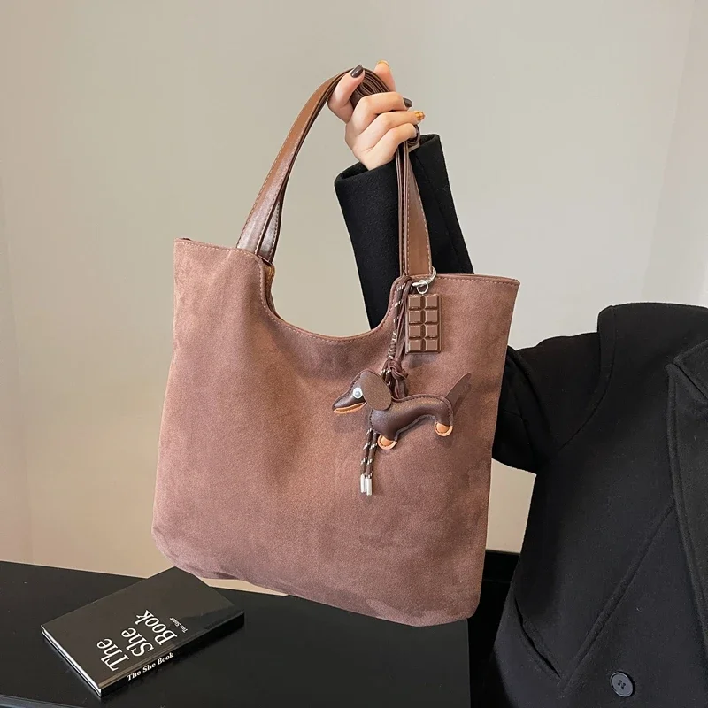 Camurça zíper 2024 novo produto bolsa de ombro feminina cor sólida moda sacola grande capacidade macio versátil na moda bolsa