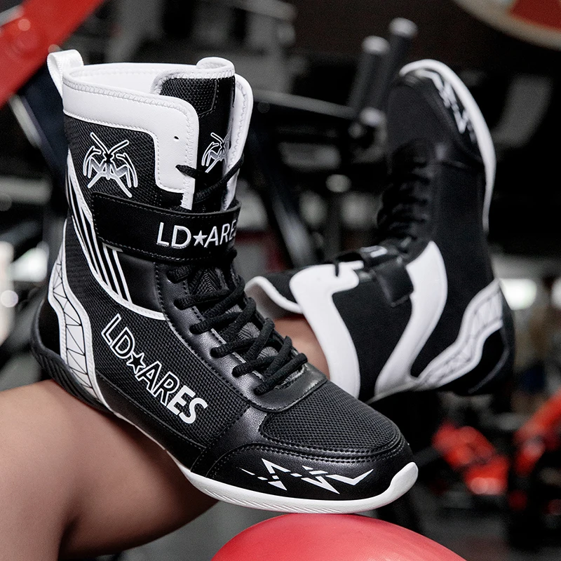 

New Summer Hot Sale Unisex Breathable Professional Lightweight Power Wrestling Shoes Training Shoes Fighting Gym Very Good
