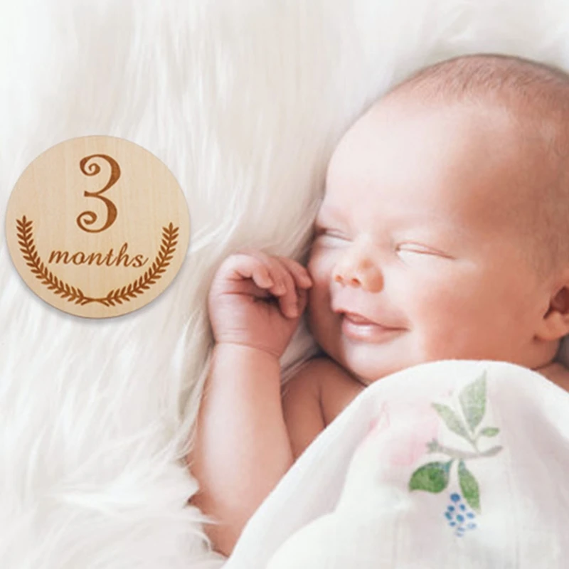 12pcs Wooden Baby Month Milestone Card Newborn Birth Month Birthday Milestone Wooden Teether Baby Kids Photography Props Toy