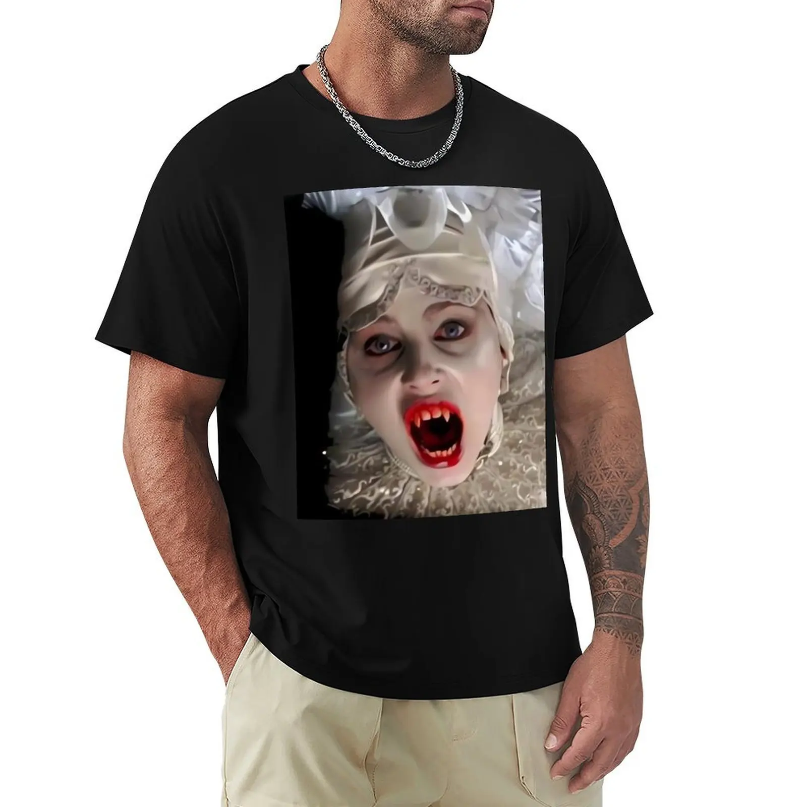 

Lucy Westenra T-Shirt Holiday Party T-Shirt for Men