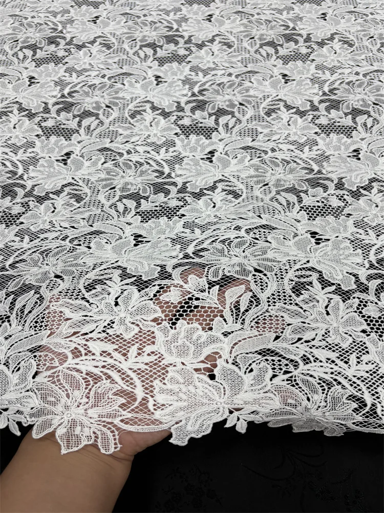 2026 Nigerianischer Stoff Luxuriöse Hochwertige Spitze Wasserlösliche Bestickte Modische Weiche Weiße Spitze 5 Yards – Detail 11