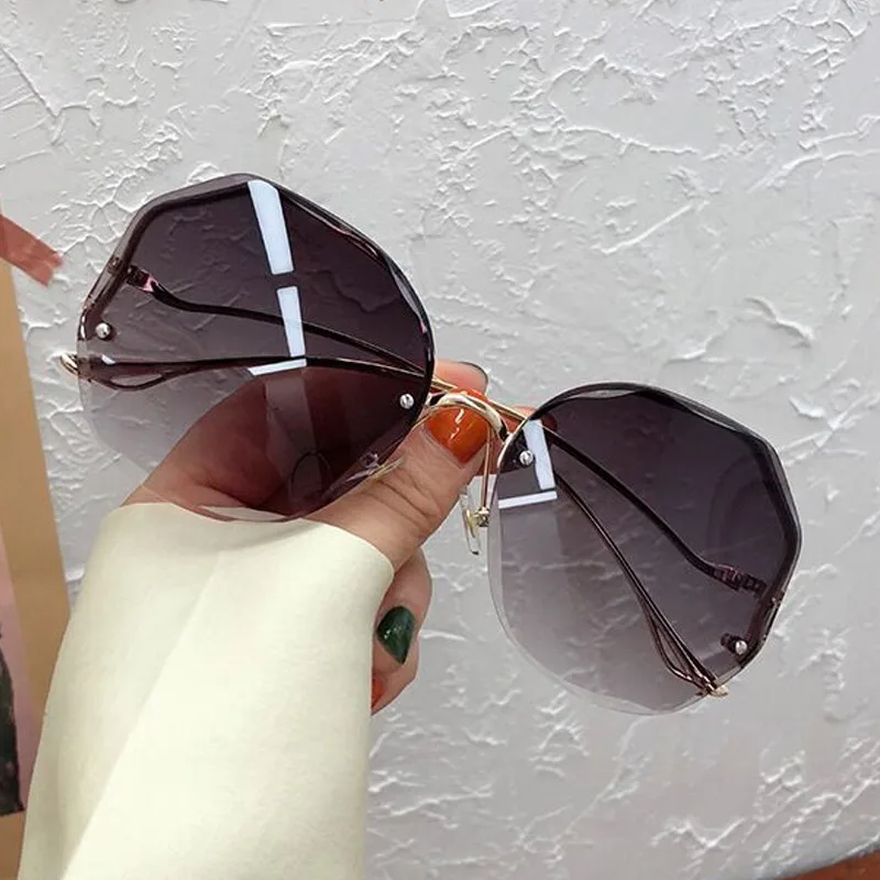 Chic Rimless Square Fashion Glasses for Women & Men - Gradient Lens Metal Frame Curved Temples image 4