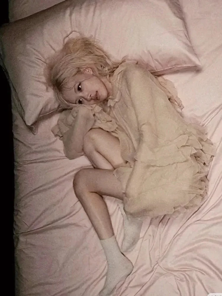 Romântico e sonhador 25 primavera/verão, estilo de férias decorativo com babados, vestido de bolo sem costas em camadas, minissaia