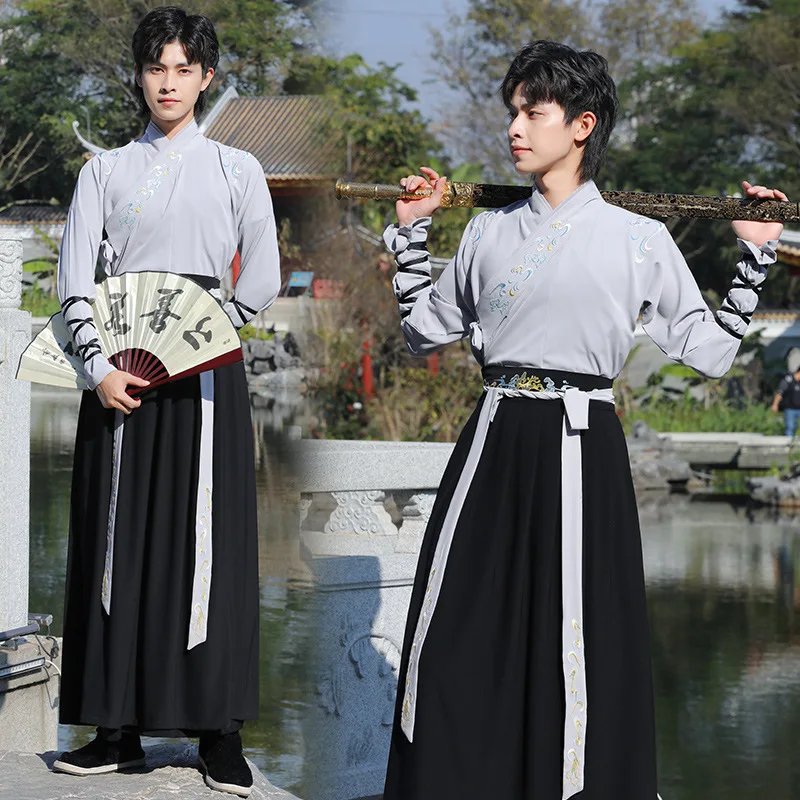 

Ancient Tang Suit Swordsman Gown Robes Kimono Hanfu Men Folk Dress Han Dynasty Swordsman Halloween Cosplay Costume Outfits