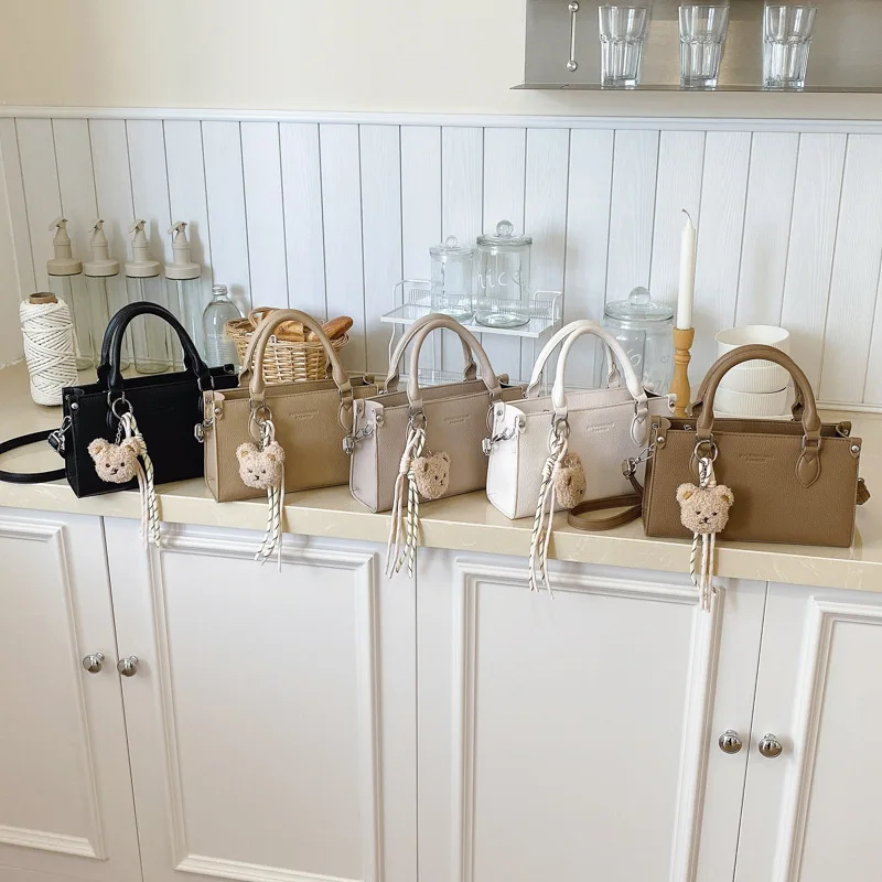 

Элегантная стеганая сумка через плечо для женщин 2025, модная маленькая квадратная сумка, слинг через плечо из мягкой искусственной кожи для путешествий и свиданий