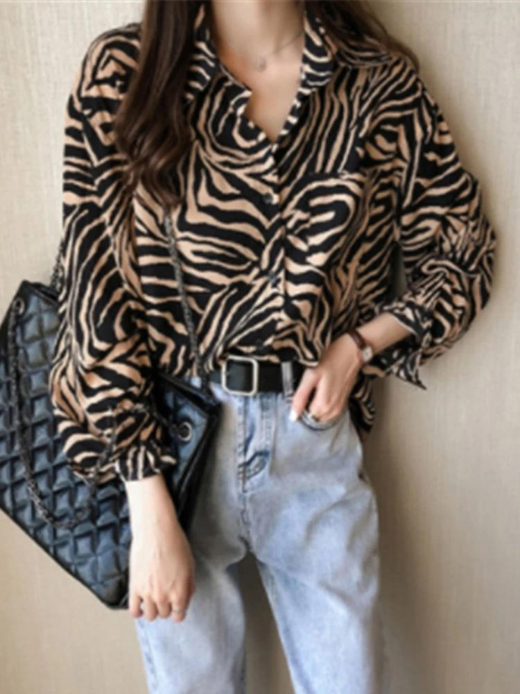 Vintage Leopard Shirt Women Clothing Casual Stripe Shirt Print Blouse Office Ladies Long Sleeve Tops Summer Streetwear Plus Size