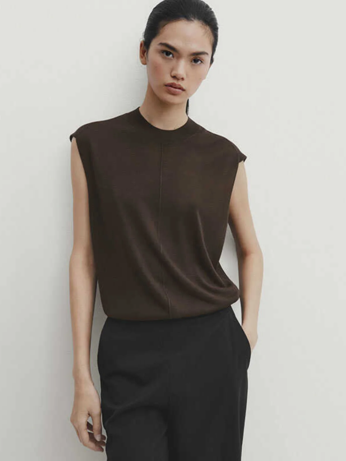 

Мат Sle Cleanfit f Футболка с высоким воротником бежевого цвета для ранней осени, Новое поступление, женский топ Faion