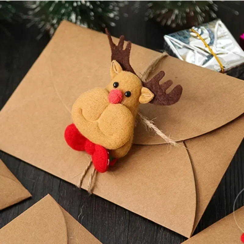 Cute Christmas Cartoon Felt Decorative Kraft Paper Envelope Christmas Card Invitation Packaging Shell for Holiday Wishes Clip