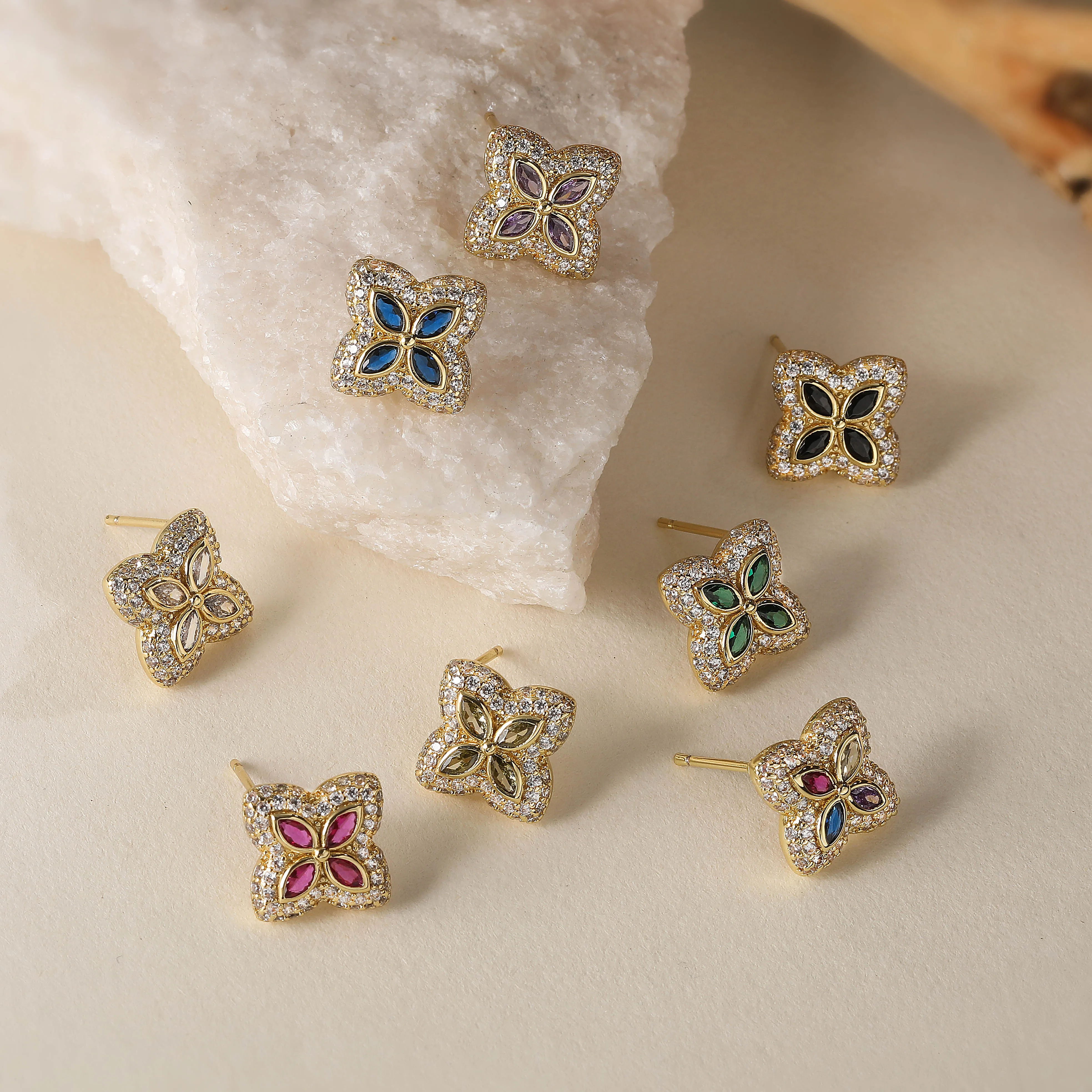 18K Gold Plated Flower Stud Earrings for Women Brilliant Zircon Inlay Brass Earrings Hypoallergenic Party Wedding Jewelry